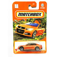 MATCHBOX 30782 HOLDEN VF COMMODORE SSV BASIC CAR COLLECTION  68 OF 100 LONG CARD