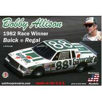 SALVINOS 08459 J R BAB1982D BOBBY ALLISON #88 BUICK REGAL 1982 WINNER 1:24 PLASTIC MODEL CAR KIT