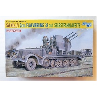 DRAGON 6525 1/35 SD.KFZ.7/1 2CM FLAKVIER 38 AUF SELBSTFAHRLAFETTE PLASTIC MODEL KIT