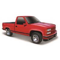 MAISTO 32901 SPECIAL EDITION  1993 CHEVROLET 454 SS PICK-UP 1/24 SCALE DIECAST MODEL