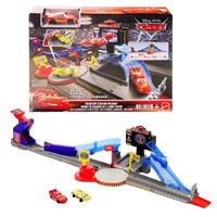 DISNEY PIXAR CARS PISTON CUP STUNTING SPEEDWAY PLAYSET WITH LIGHTNING MCQUEEN DIECAST CAR