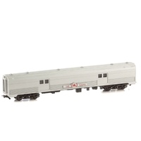 FRATESCHI 2589 THE GHAN PASSENGER CAR BUDD BAGGAGE CAR SILVER HO GAUGE ROLLING STOCK