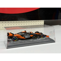 BURAGO 18-28033 1/24 MIAMI GRAND PRIX 2024 F-1 MCLAREN MCL38 #81 PIASTRI COLLECTOR VEHICLE IN DISPLAY BOX