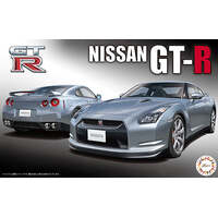 FUJIMI ID-2 NISSAN SKYLINE  R35 GTR 1/24 SCALE PLASTIC MODEL KIT