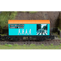 HORNBY R60182 THE BEATLES - ABBEY ROAD WAGON OO GAUGE MODEL RAILWAYS