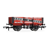 HORNBY R60305 SNOW & SONS - 5 PLANK WAGON NO.65 OO SCALE MODEL RAILWAYS