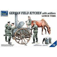 RIICH MODELS RV35045 1/35 GERMAN FIELD KITCHEN WITH SOLIDERS PLASTIC MODEL KIT