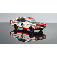 DDA COLLECTABLES HOLDEN LC-32D GTR XU-1  TORANA BROCK RACE CAR FULLY DETAILED OPENING DOORS BONNET AND BOOT 1:24 SCALE DIECAST COLLECTABLE