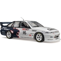 CLASSIC CARLECTABLES 18853 BATHURST COLLECTION 1/18 SCALE 1992 BATHURST HOLDEN VP COMMODORE - LIMITED EDITION WITH CERTIFICATE OF AUTHENTICITY