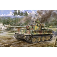 Border Model 1/35 IJA Tiger I w/ Resin Commander Figure Plastic Model Kit