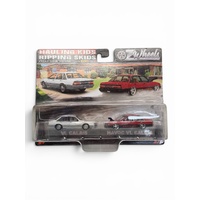 OZ WHEELS KIDS AND SKIDS TWIN PACK VL COMMODORE 1/64 SCALE DIECAST VEHICLE SET