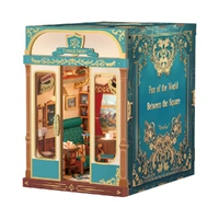 TONECHEER TQ443 DIY INFINITY TRAIN CABIN PUZZLE - EUROPEAN TRAVELS 556 PIECES